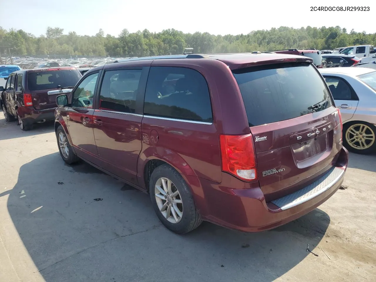 2C4RDGCG8JR299323 2018 Dodge Grand Caravan Sxt