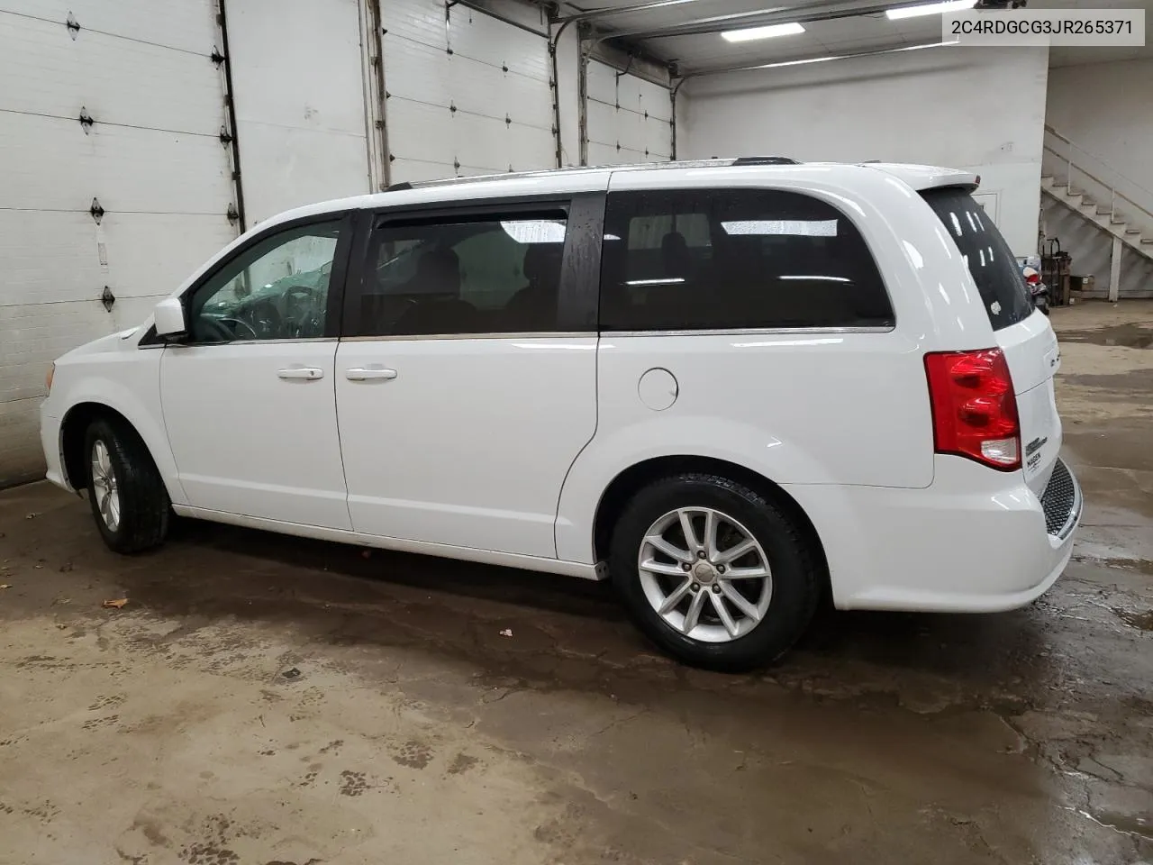 2018 Dodge Grand Caravan Sxt VIN: 2C4RDGCG3JR265371 Lot: 70050784