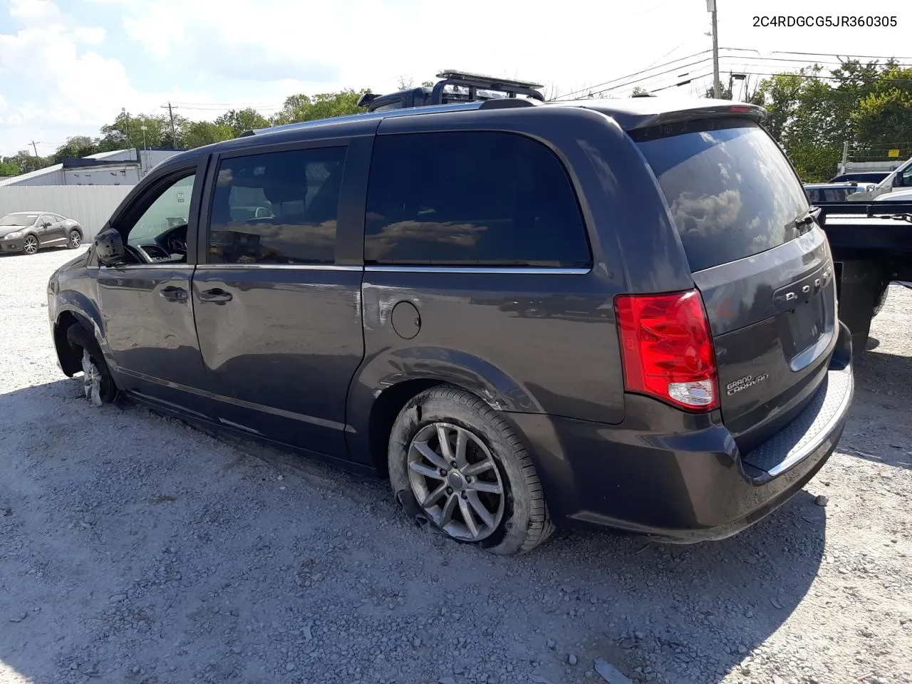 2018 Dodge Grand Caravan Sxt VIN: 2C4RDGCG5JR360305 Lot: 70428064