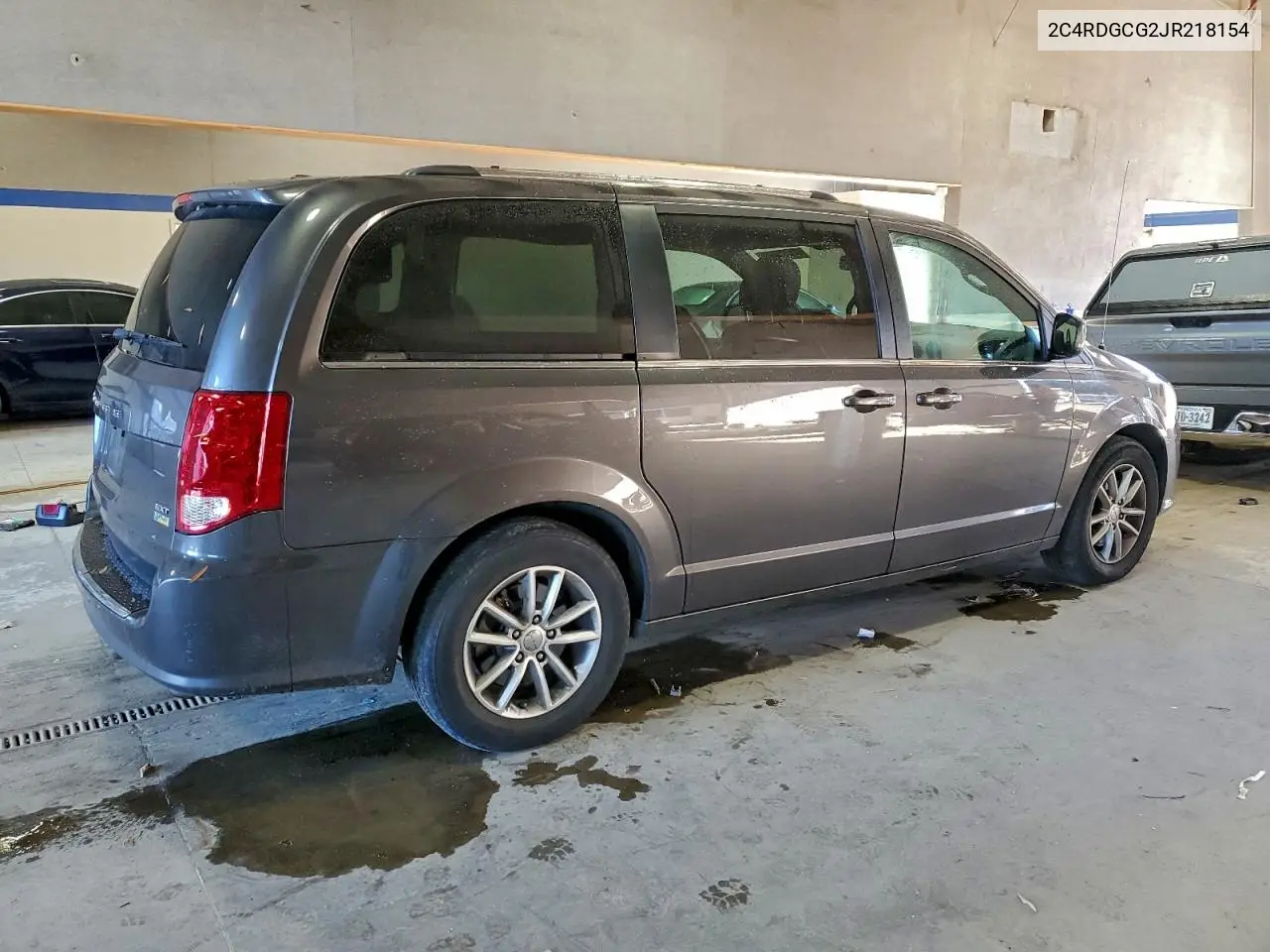 2C4RDGCG2JR218154 2018 Dodge Grand Caravan Sxt