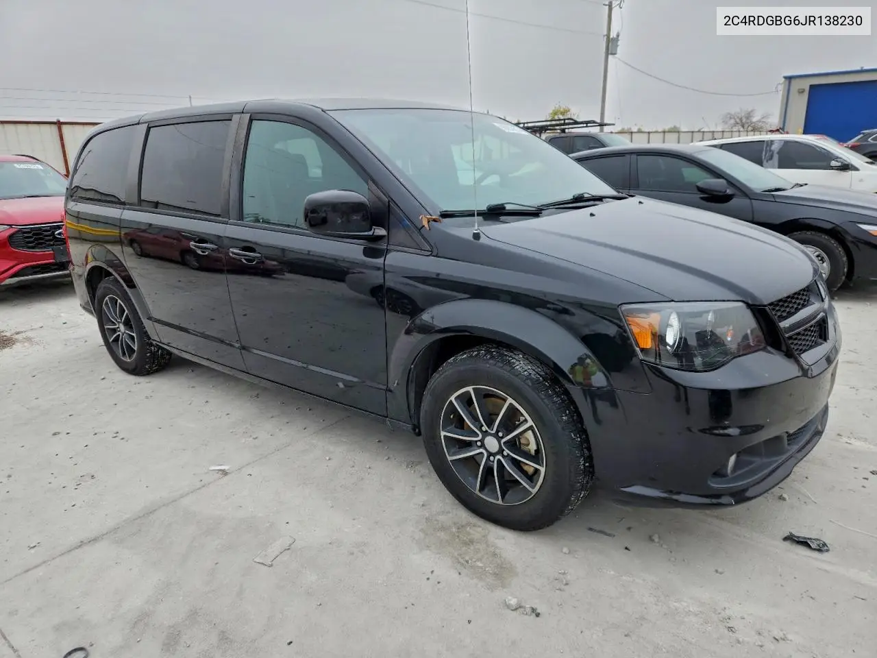 2C4RDGBG6JR138230 2018 Dodge Grand Caravan Se