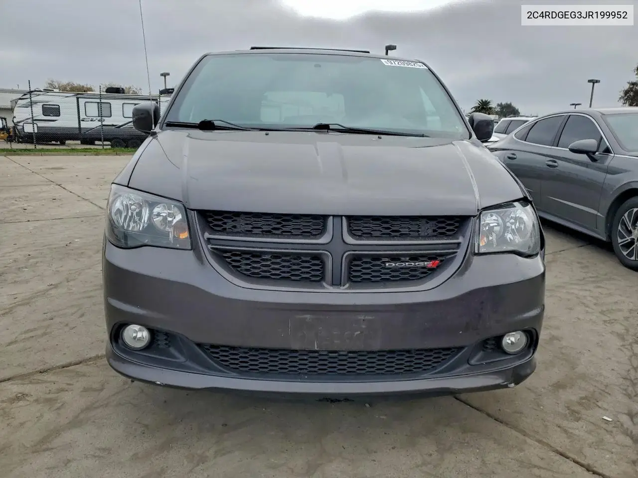 2C4RDGEG3JR199952 2018 Dodge Grand Caravan Gt