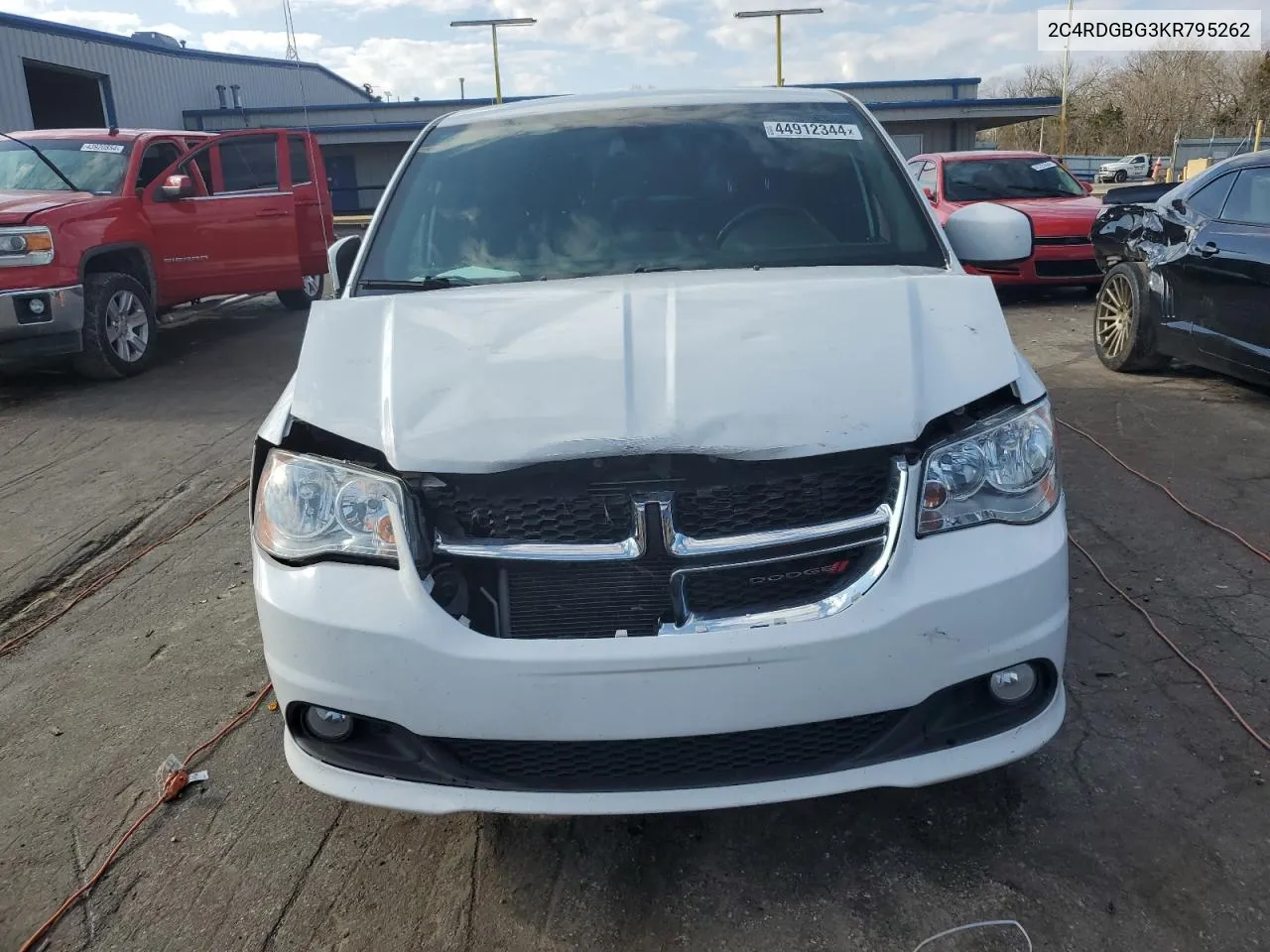 2C4RDGBG3KR795262 2019 Dodge Grand Caravan Se