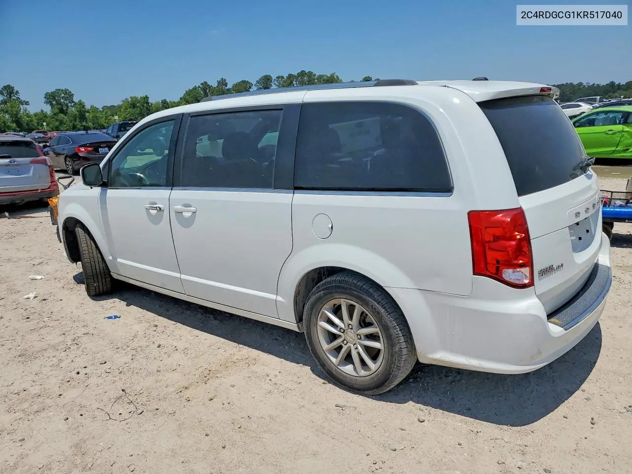2C4RDGCG1KR517040 2019 Dodge Grand Caravan Sxt