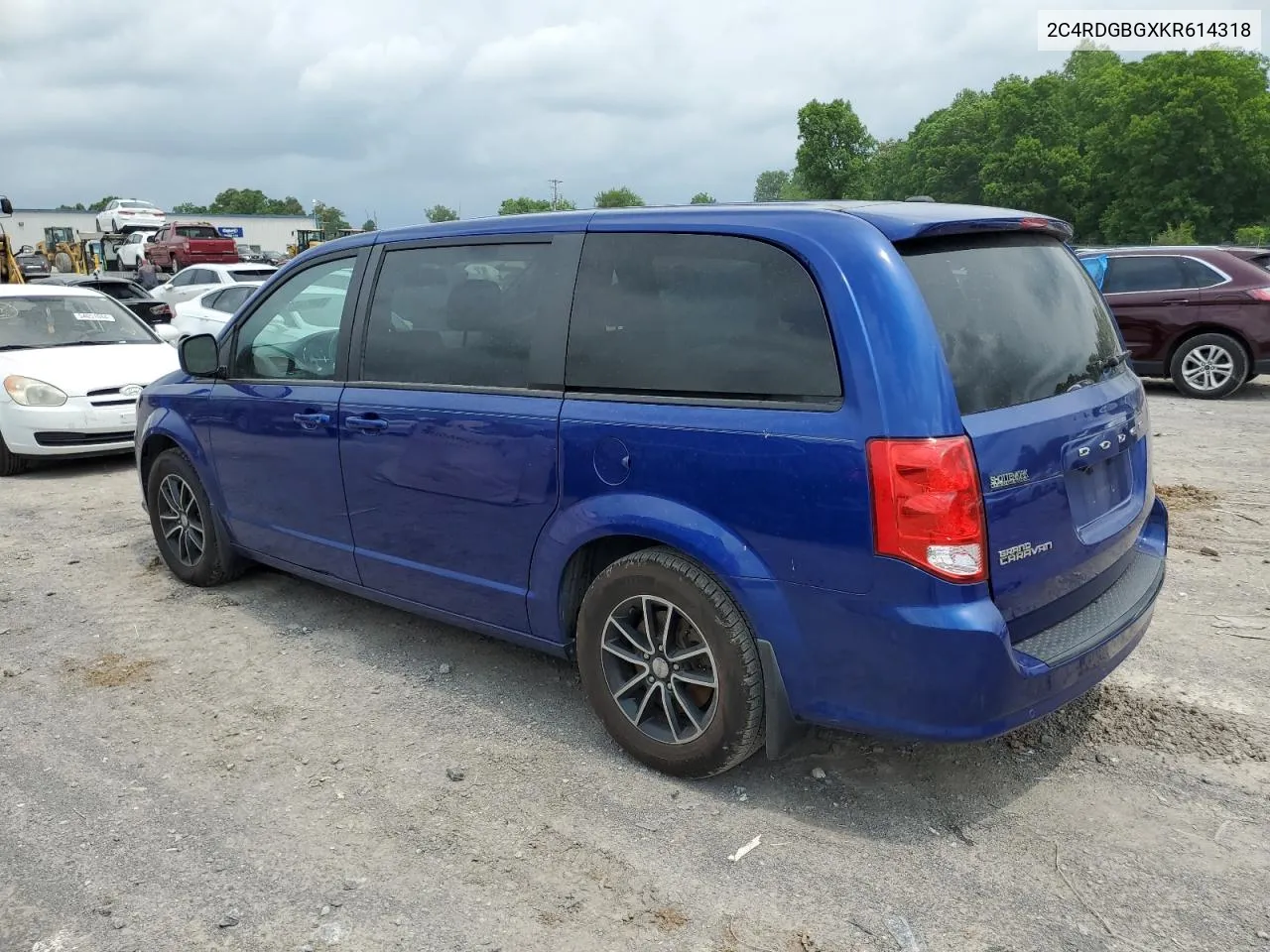 2C4RDGBGXKR614318 2019 Dodge Grand Caravan Se