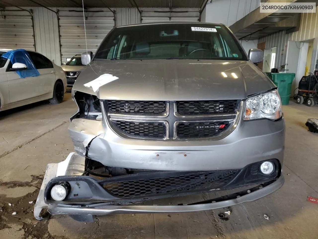 2019 Dodge Grand Caravan Sxt VIN: 2C4RDGCG7KR690903 Lot: 54422914