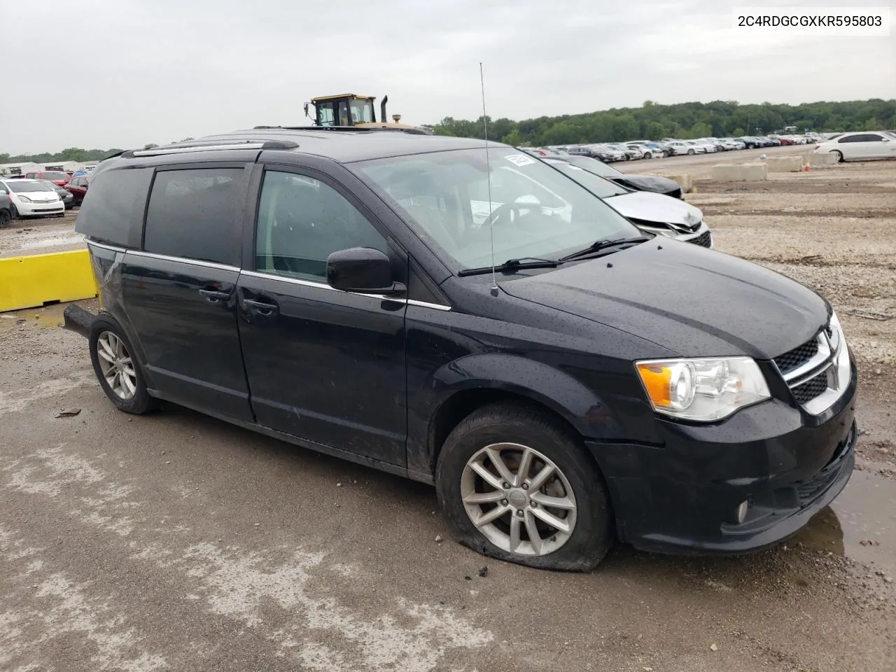 2C4RDGCGXKR595803 2019 Dodge Grand Caravan Sxt