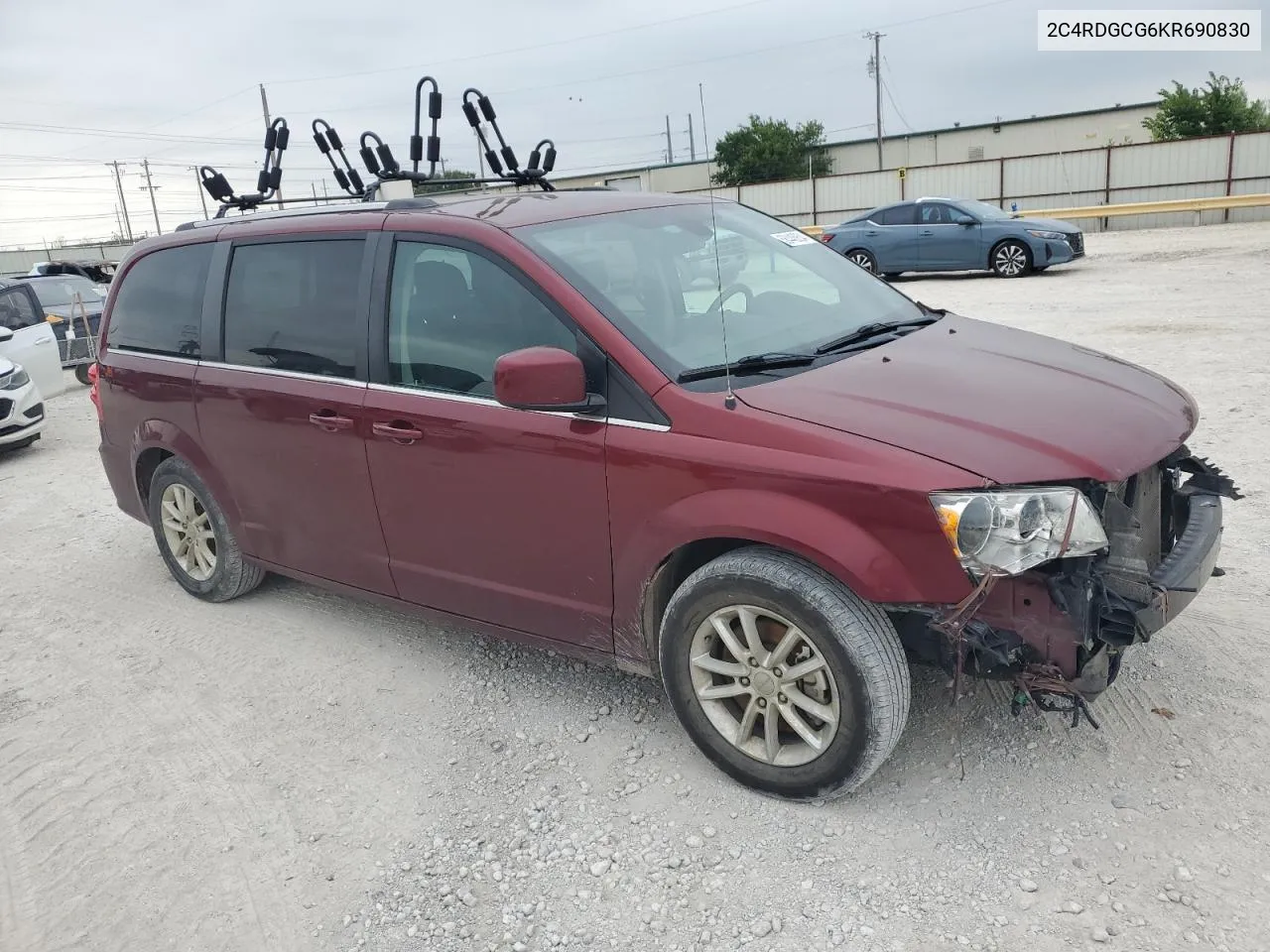 2C4RDGCG6KR690830 2019 Dodge Grand Caravan Sxt