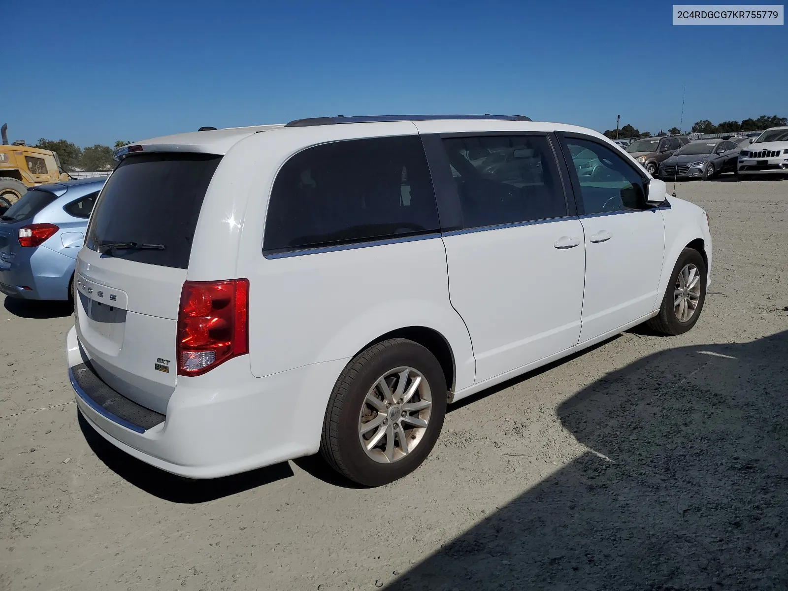 2C4RDGCG7KR755779 2019 Dodge Grand Caravan Sxt