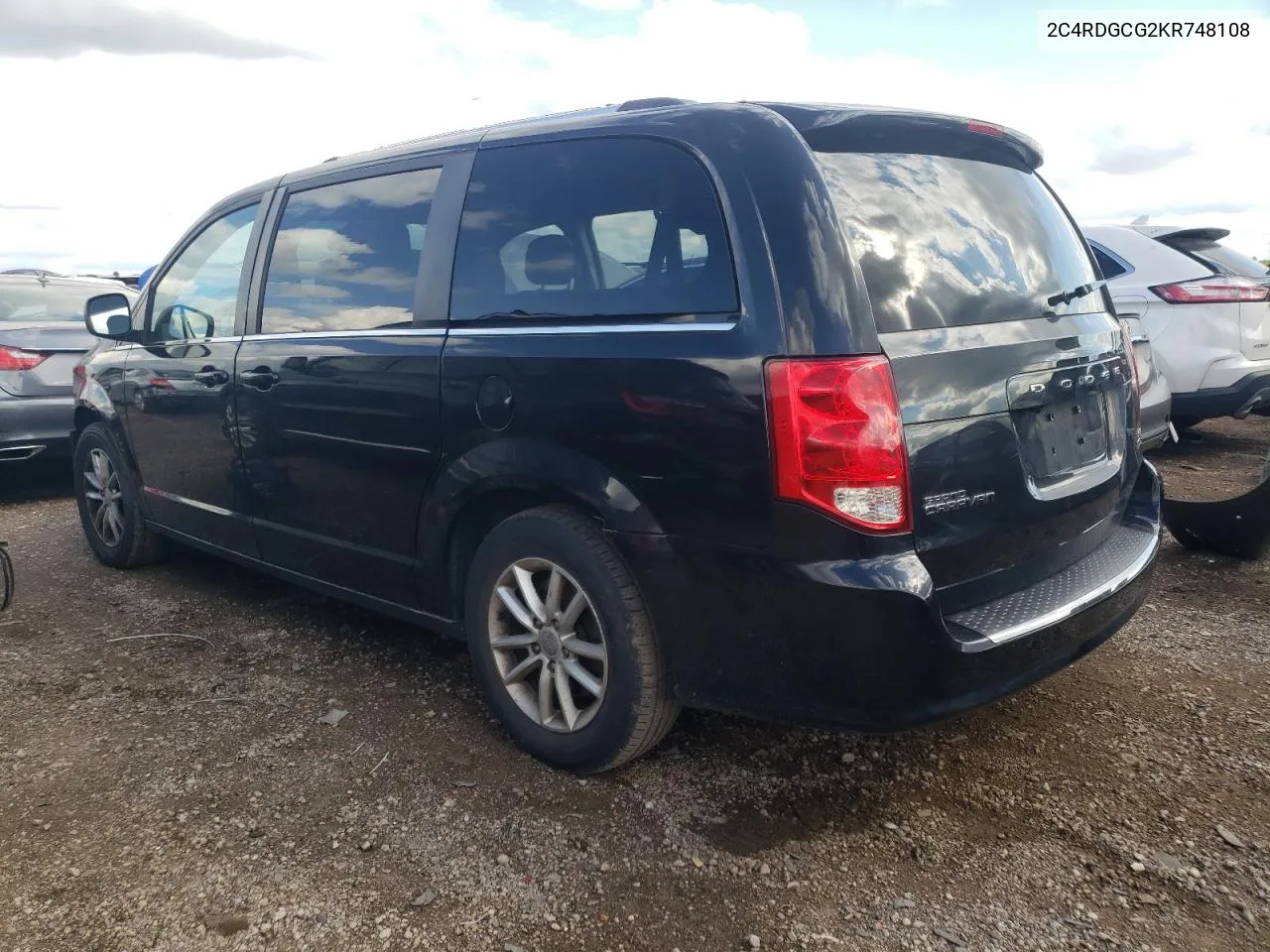 2C4RDGCG2KR748108 2019 Dodge Grand Caravan Sxt