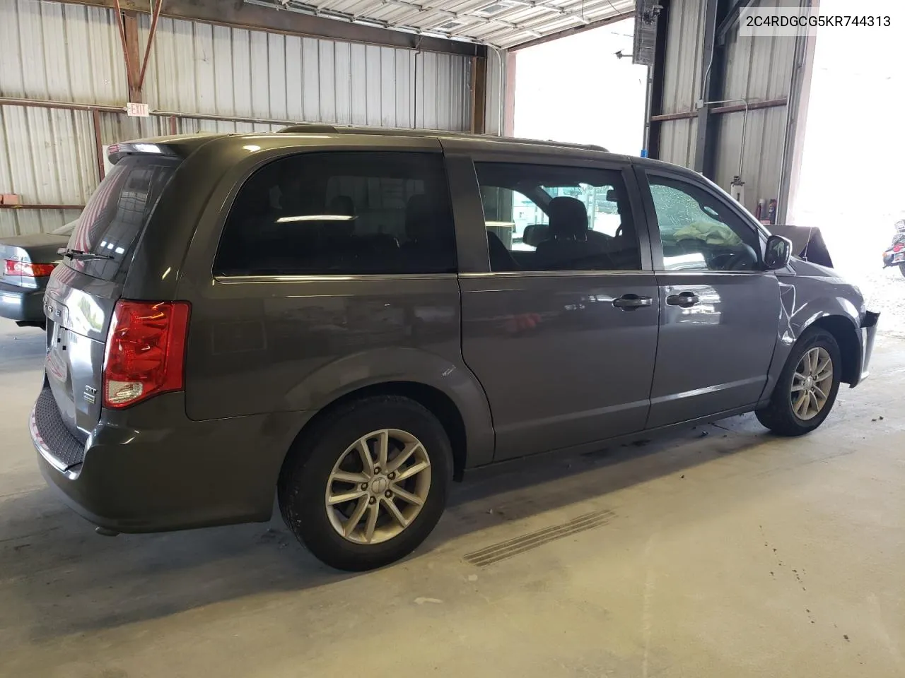 2C4RDGCG5KR744313 2019 Dodge Grand Caravan Sxt