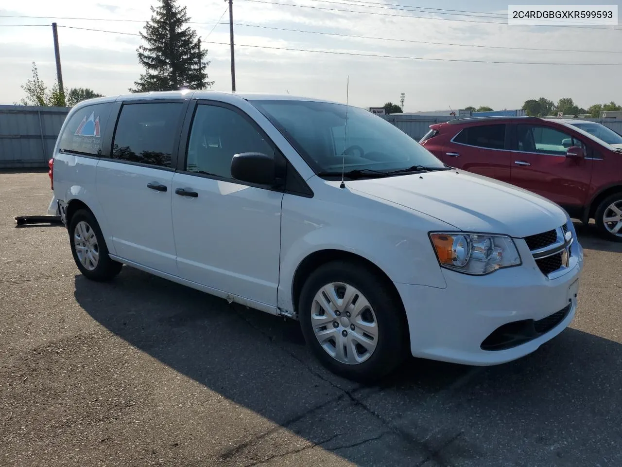 2C4RDGBGXKR599593 2019 Dodge Grand Caravan Se