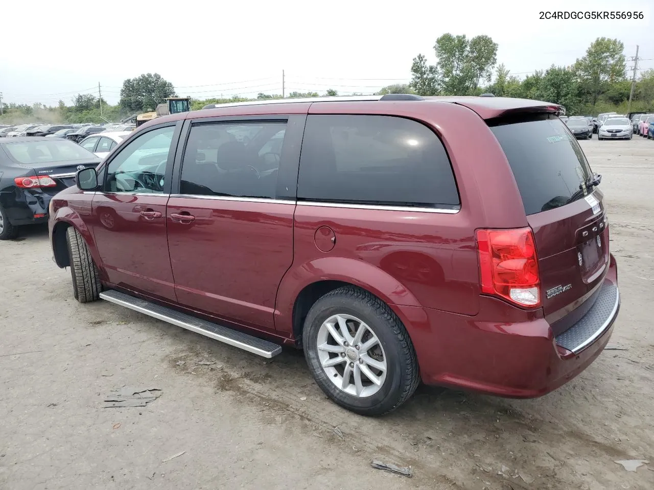 2C4RDGCG5KR556956 2019 Dodge Grand Caravan Sxt