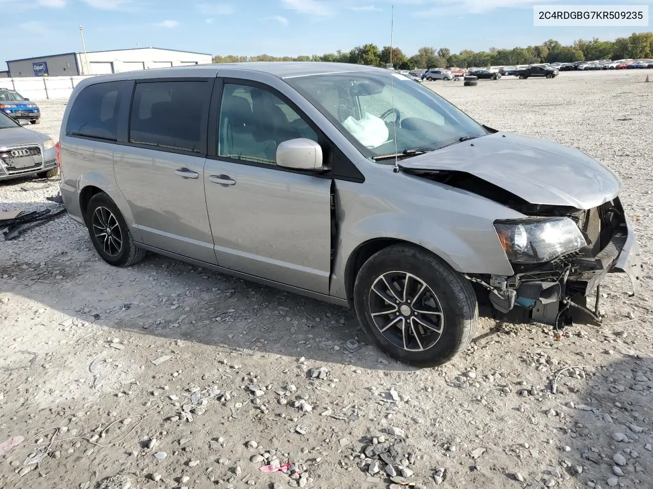 2C4RDGBG7KR509235 2019 Dodge Grand Caravan Se