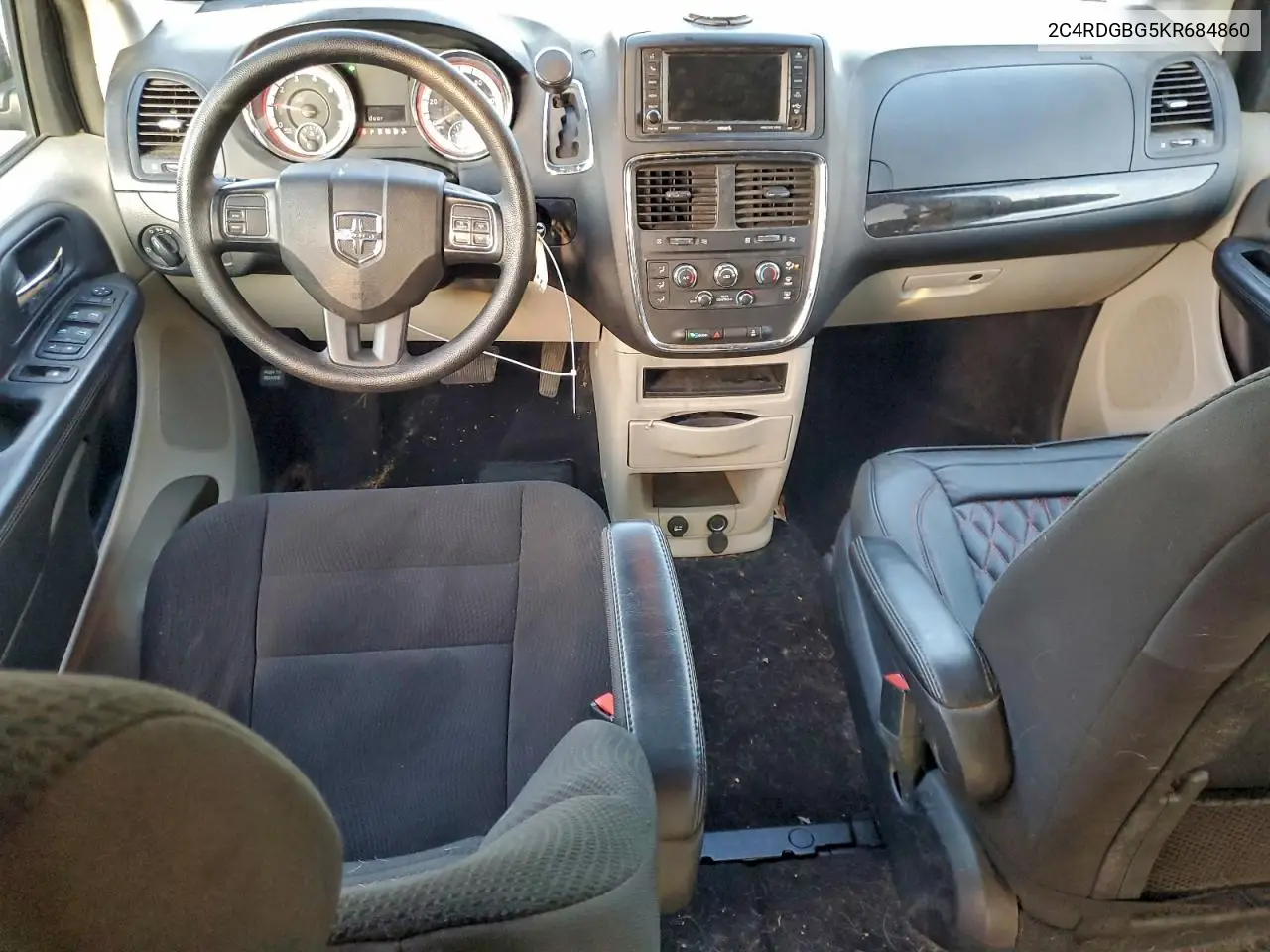 2C4RDGBG5KR684860 2019 Dodge Grand Caravan Se