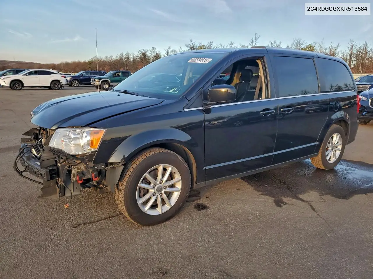 2C4RDGCGXKR513584 2019 Dodge Grand Caravan Sxt
