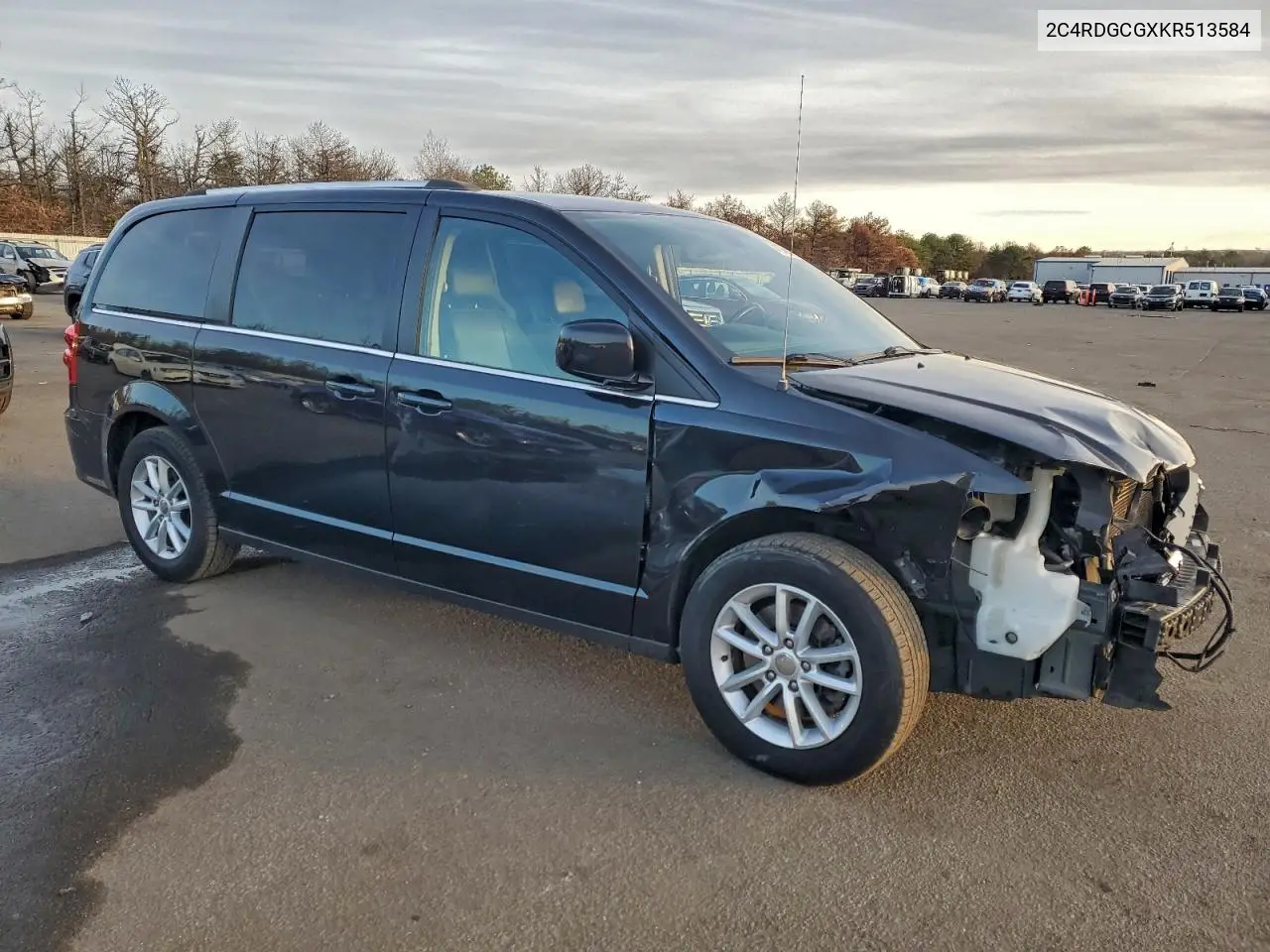 2C4RDGCGXKR513584 2019 Dodge Grand Caravan Sxt