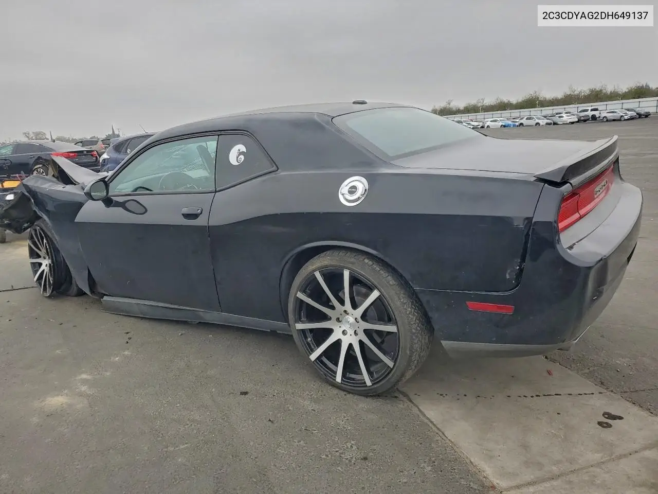 2C3CDYAG2DH649137 2013 Dodge Challenger Sxt