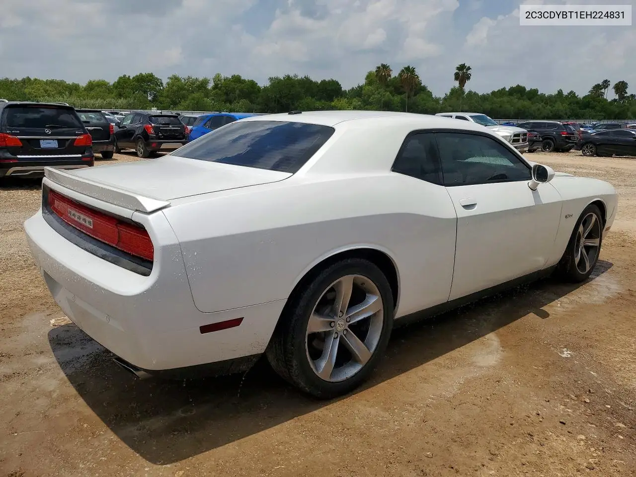 2C3CDYBT1EH224831 2014 Dodge Challenger R