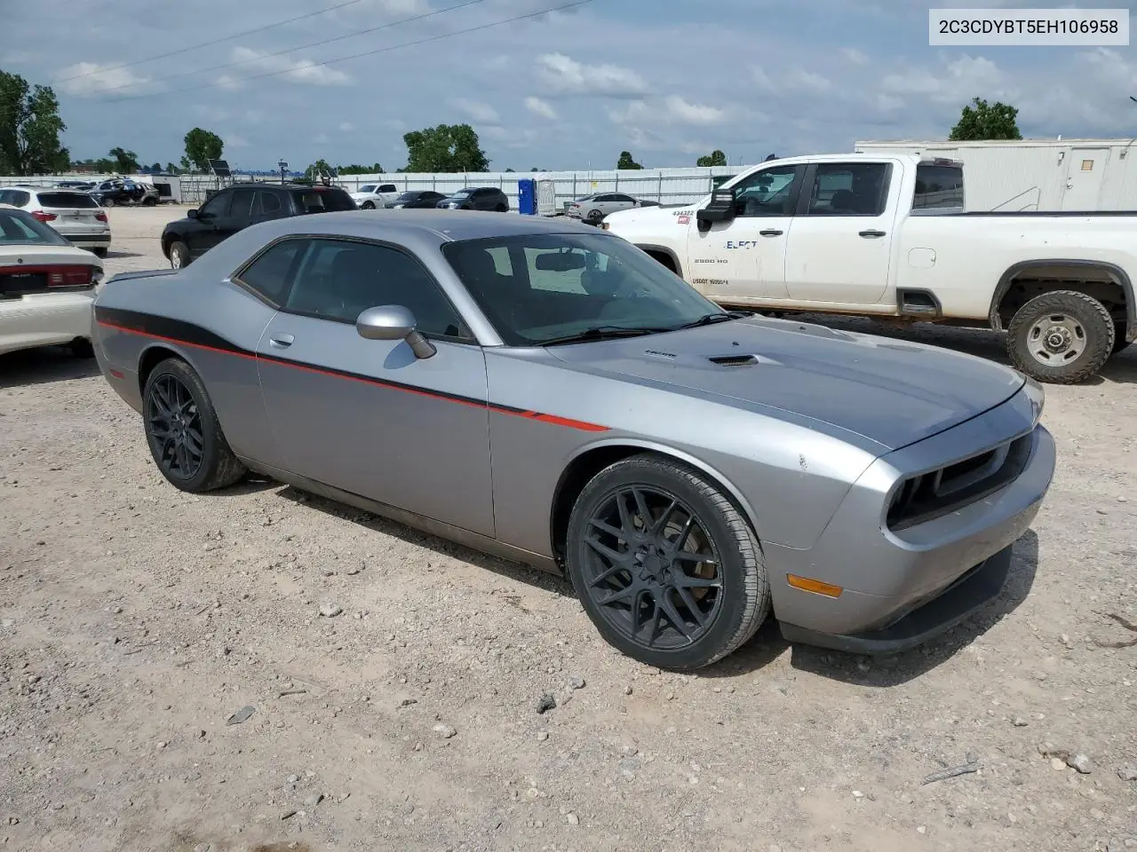 2C3CDYBT5EH106958 2014 Dodge Challenger R/T
