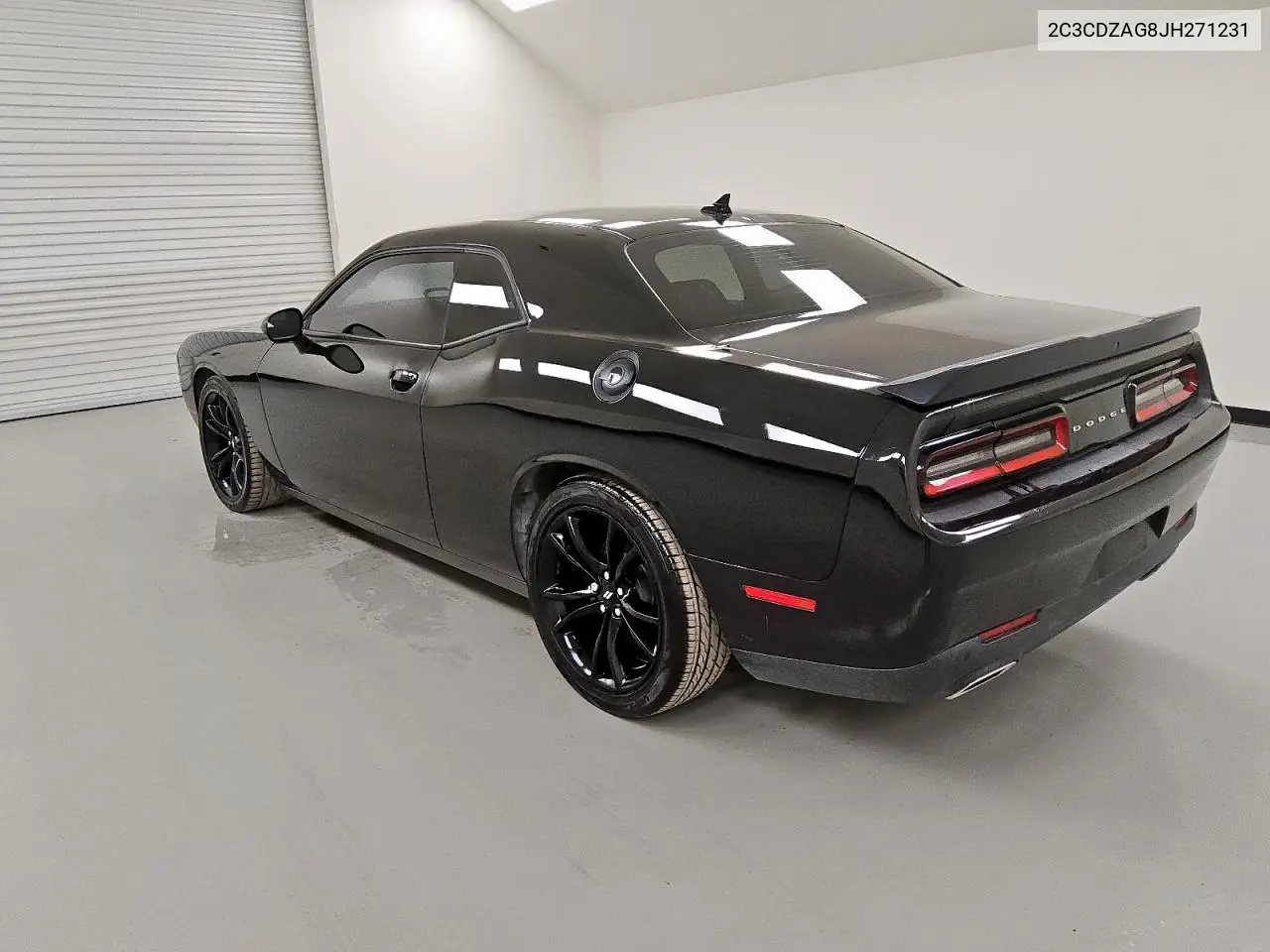 2C3CDZAG8JH271231 2018 Dodge Challenger Sxt