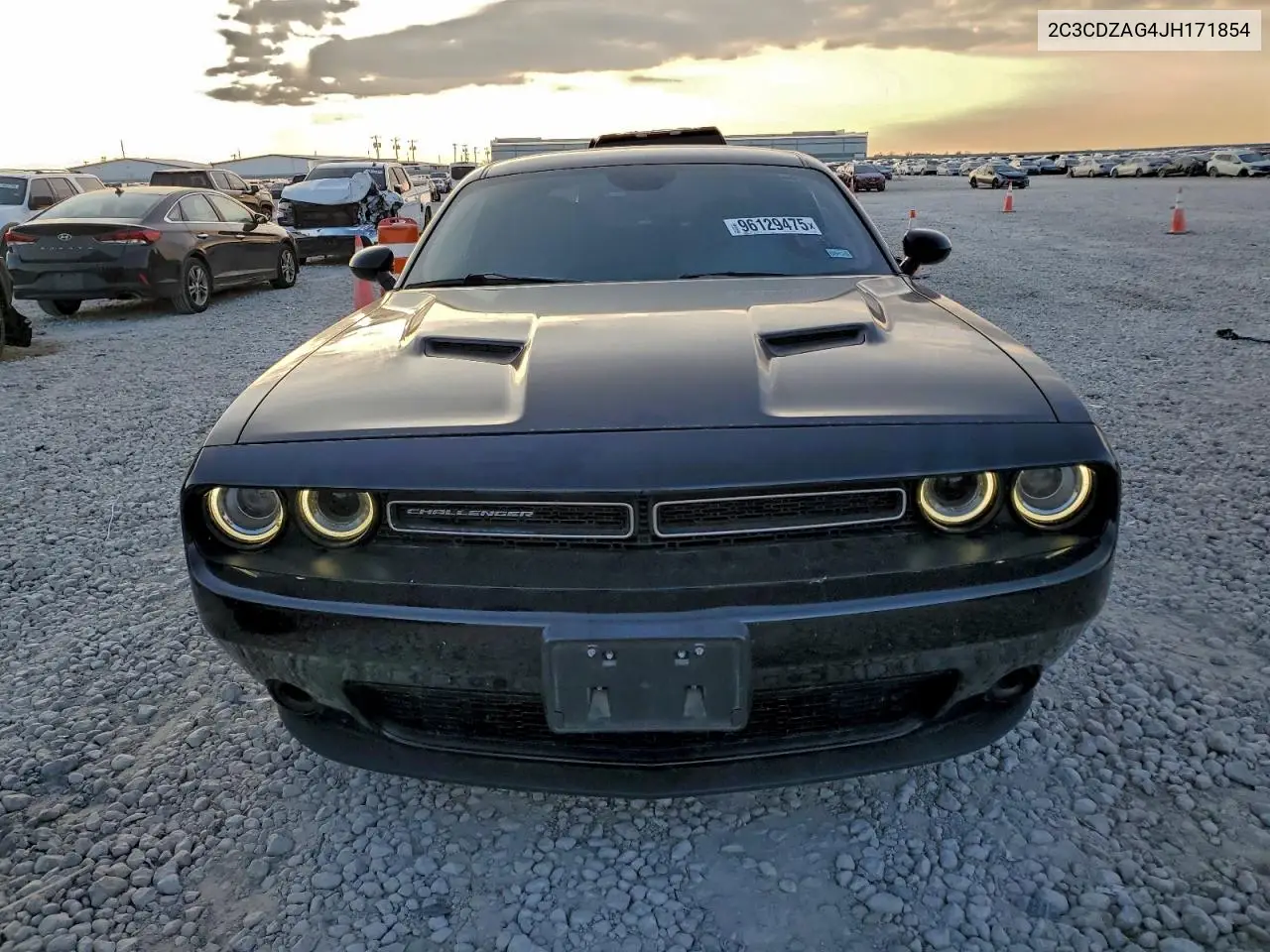 2C3CDZAG4JH171854 2018 Dodge Challenger Sxt
