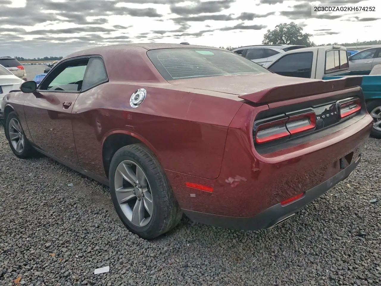2C3CDZAG2KH674252 2019 Dodge Challenger Sxt