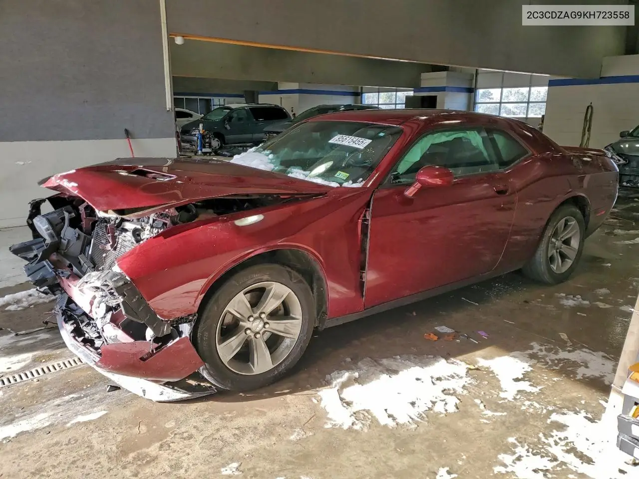 2C3CDZAG9KH723558 2019 Dodge Challenger Sxt