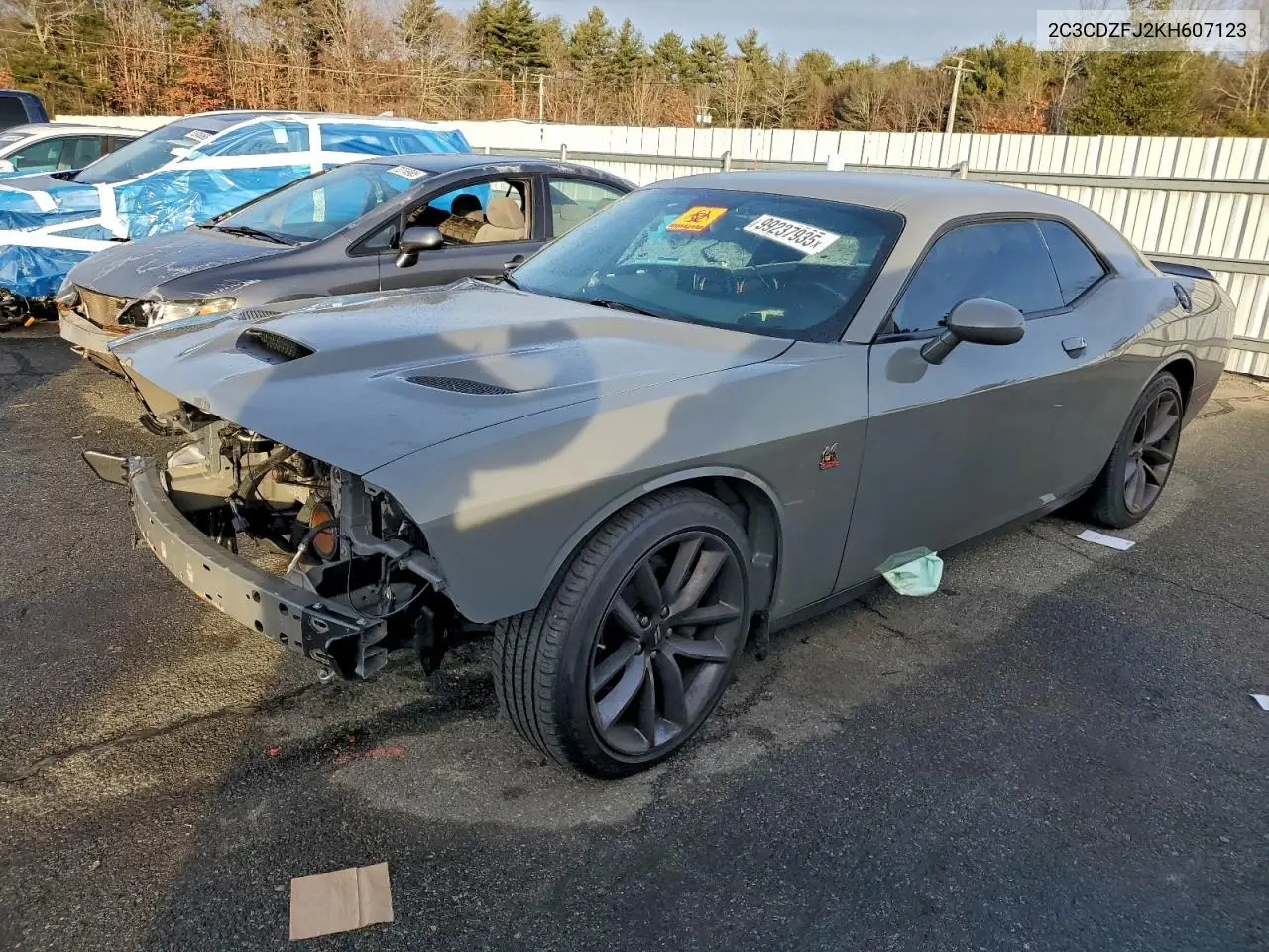 2C3CDZFJ2KH607123 2019 Dodge Challenger R/T Scat Pack