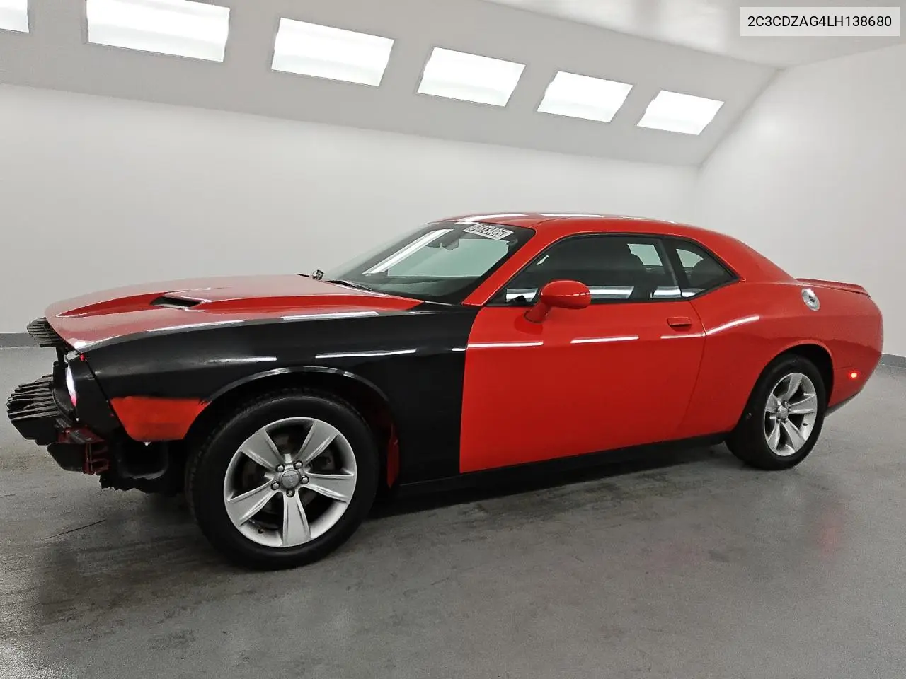 2C3CDZAG4LH138680 2020 Dodge Challenger Sxt