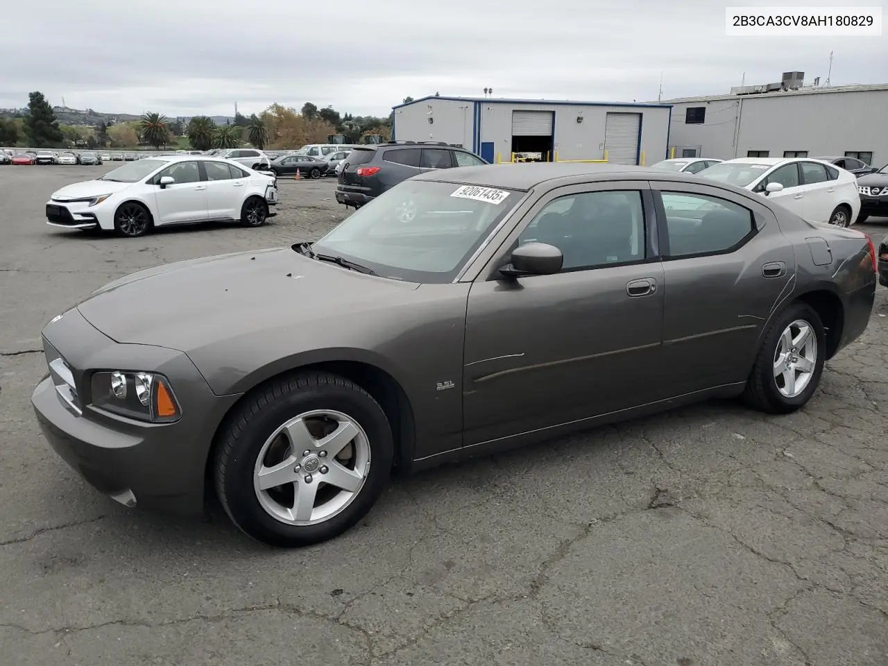 2B3CA3CV8AH180829 2010 Dodge Charger Sxt
