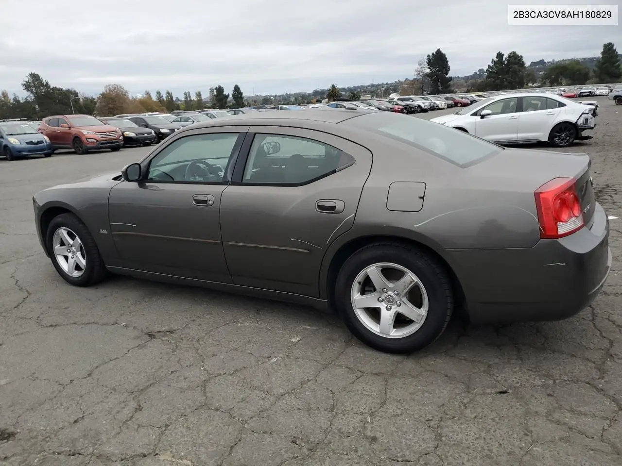 2B3CA3CV8AH180829 2010 Dodge Charger Sxt
