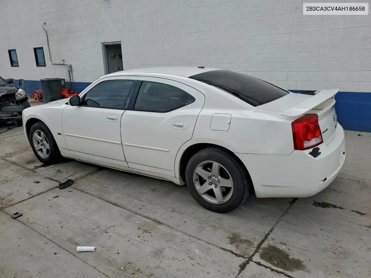 2B3CA3CV4AH186658 2010 Dodge Charger Sxt
