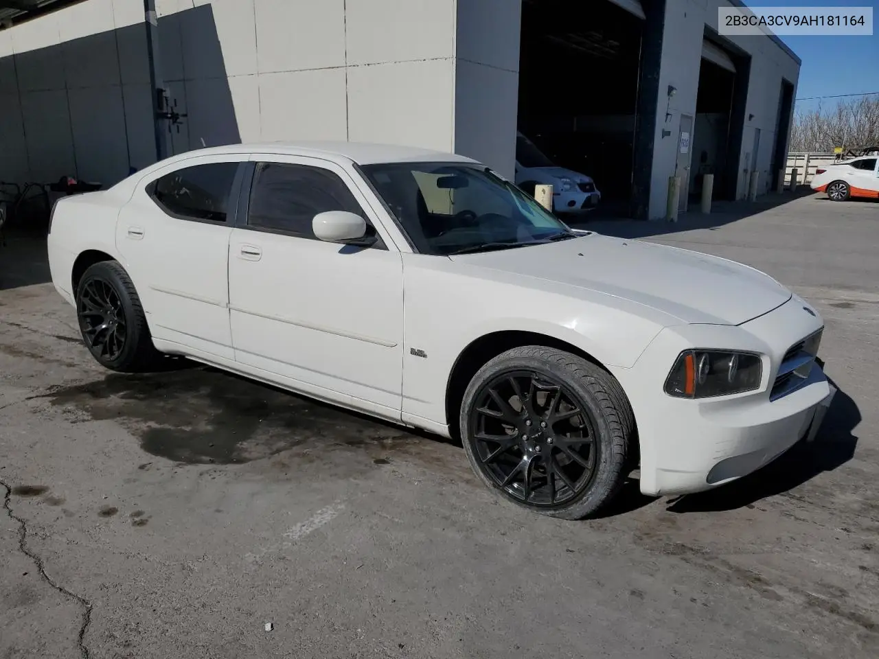 2B3CA3CV9AH181164 2010 Dodge Charger Sxt
