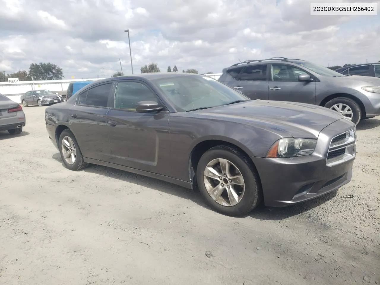 2C3CDXBG5EH266402 2014 Dodge Charger Se