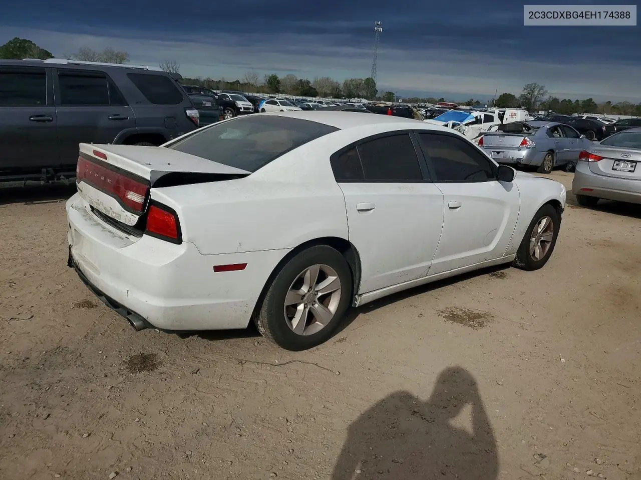 2C3CDXBG4EH174388 2014 Dodge Charger Se