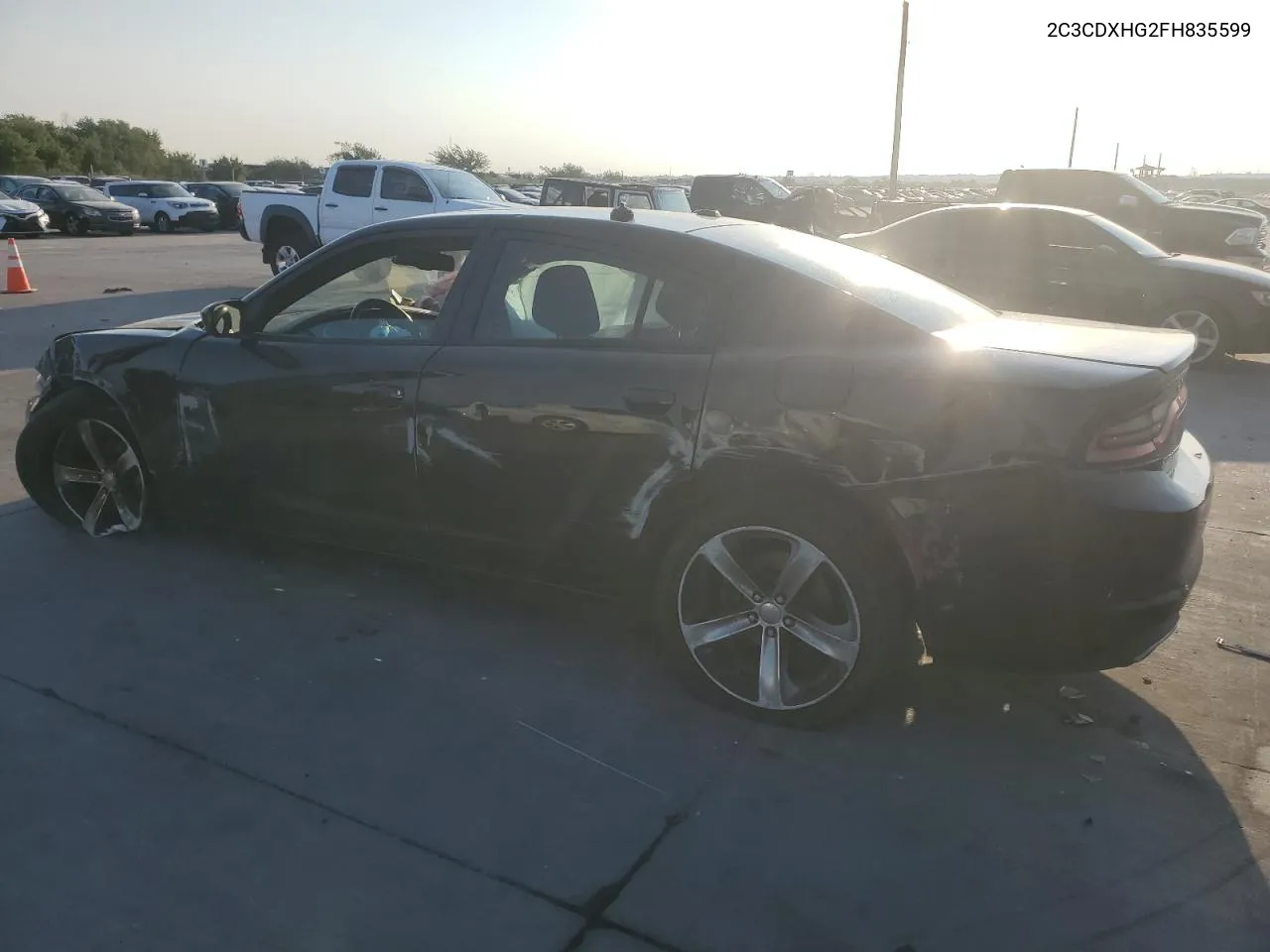 2C3CDXHG2FH835599 2015 Dodge Charger Sxt