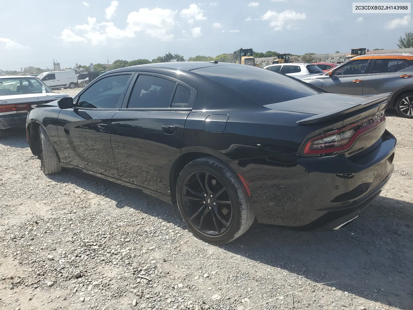 2C3CDXBG2JH143988 2018 Dodge Charger Sxt