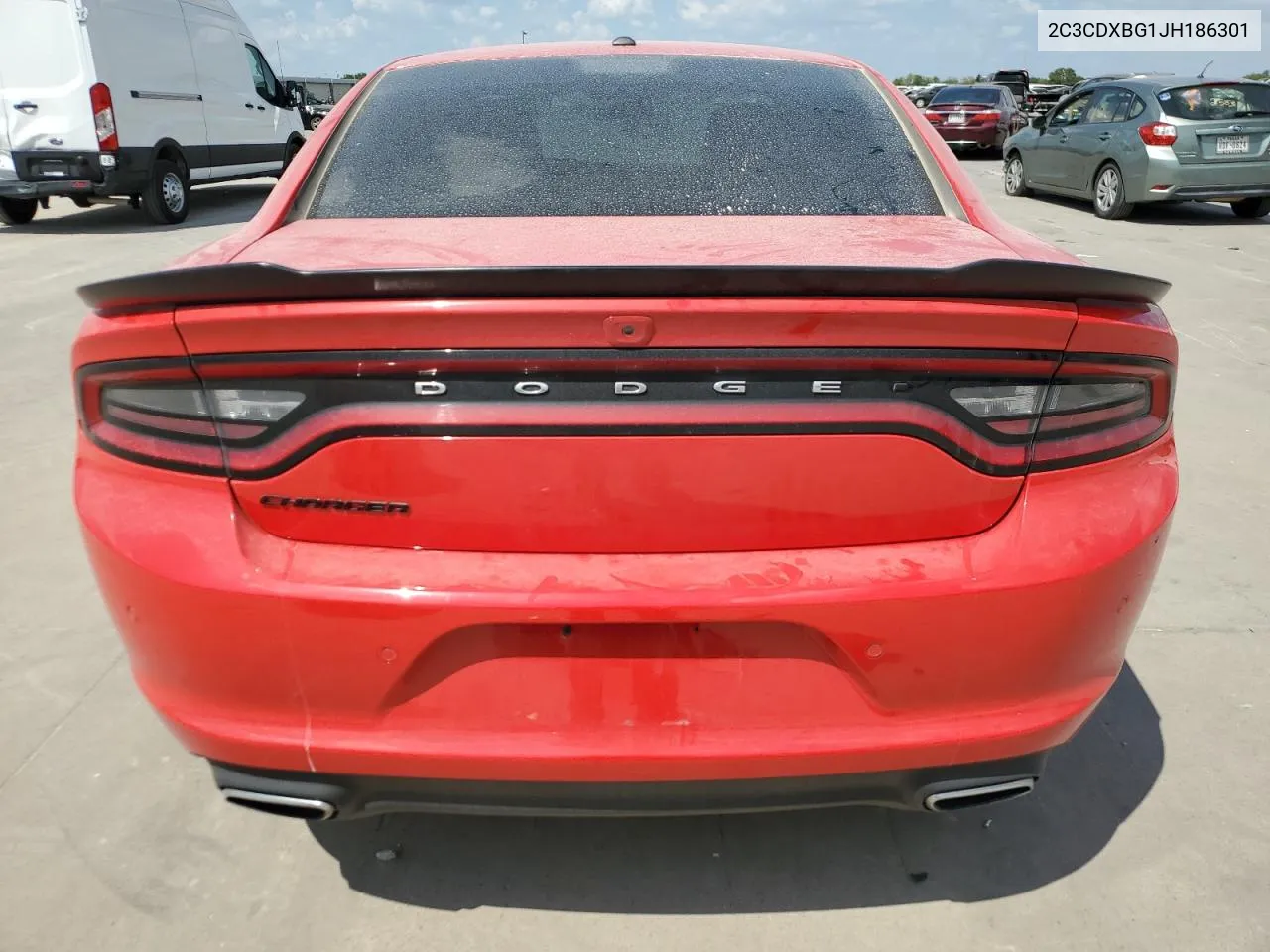 2C3CDXBG1JH186301 2018 Dodge Charger Sxt