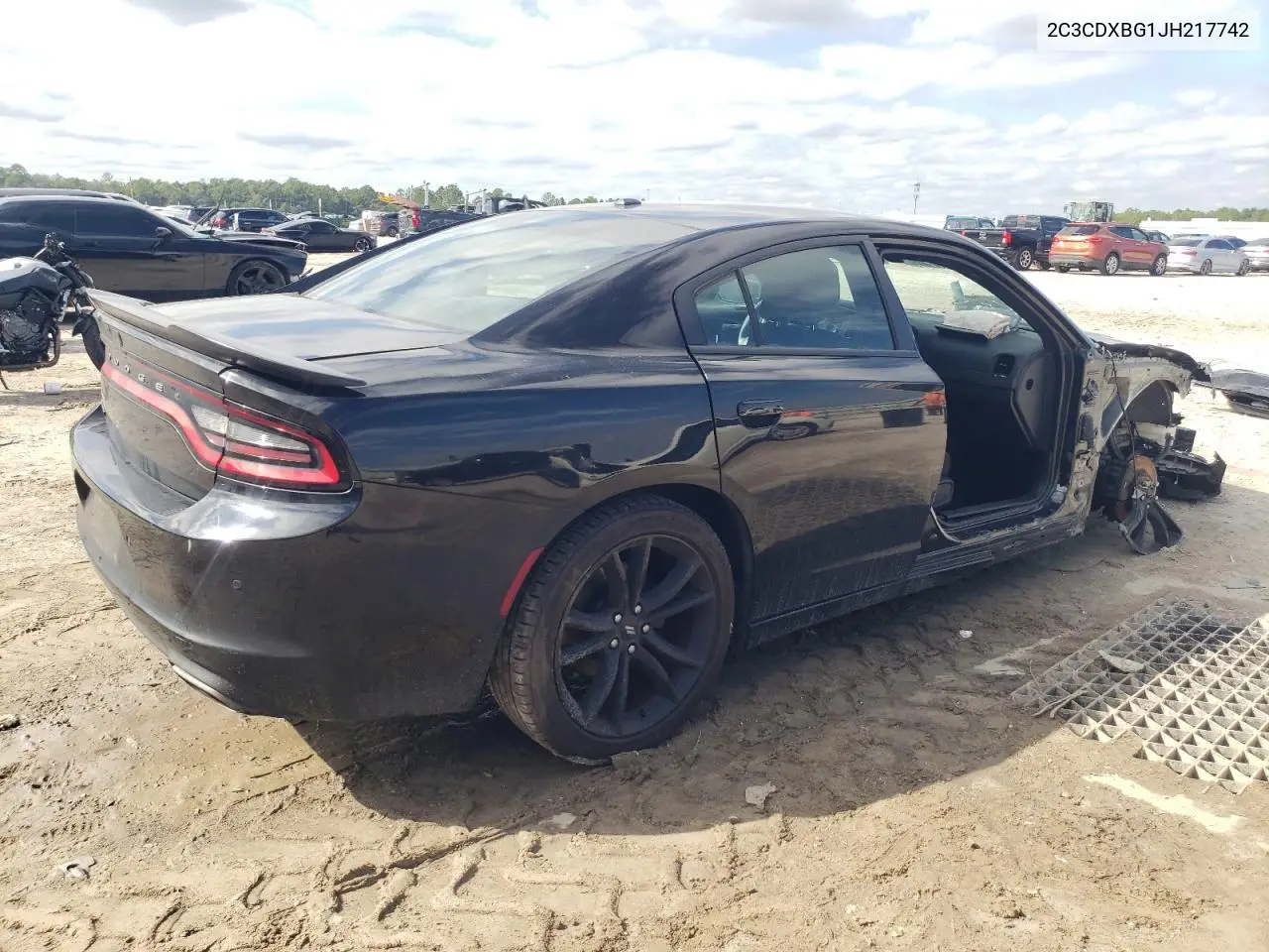 2C3CDXBG1JH217742 2018 Dodge Charger Sxt
