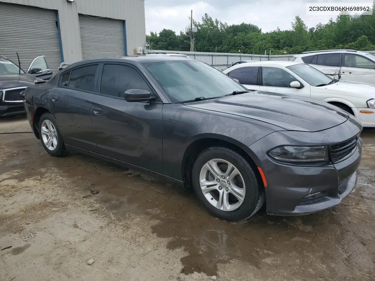 2C3CDXBG6KH698962 2019 Dodge Charger Sxt