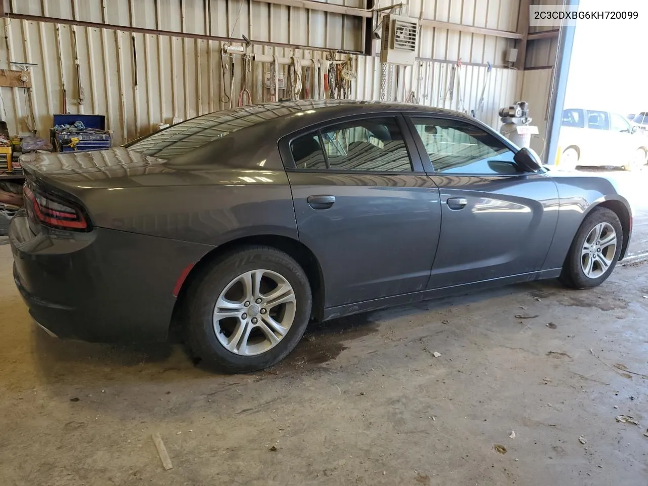 2C3CDXBG6KH720099 2019 Dodge Charger Sxt