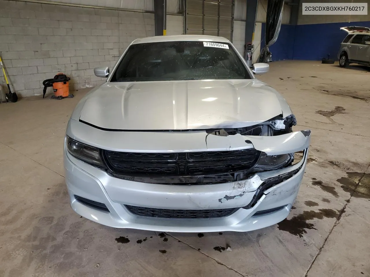 2C3CDXBGXKH760217 2019 Dodge Charger Sxt