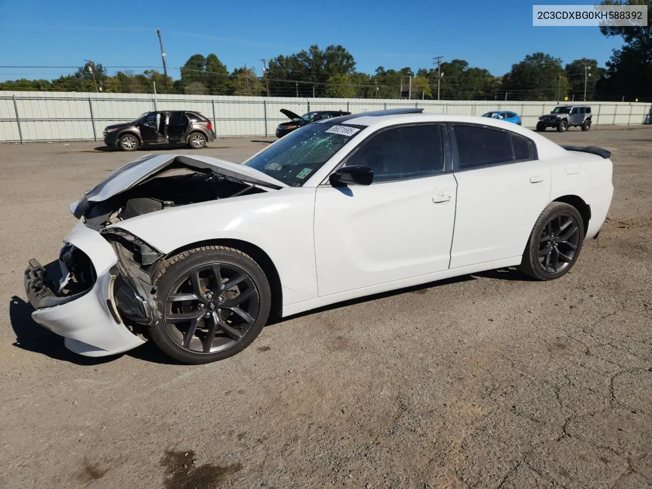 2C3CDXBG0KH588392 2019 Dodge Charger Sxt