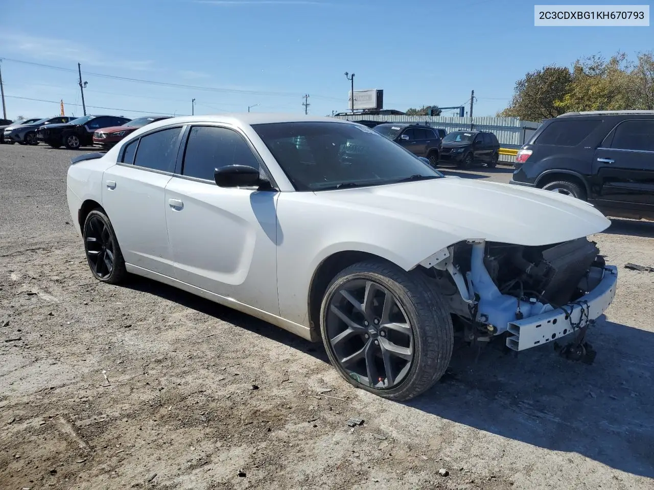 2C3CDXBG1KH670793 2019 Dodge Charger Sxt