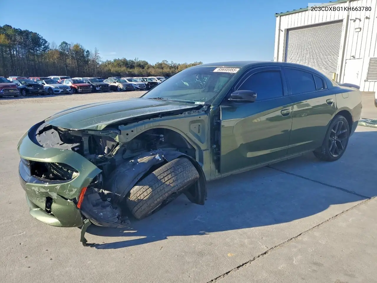 2C3CDXBG1KH663780 2019 Dodge Charger Sxt