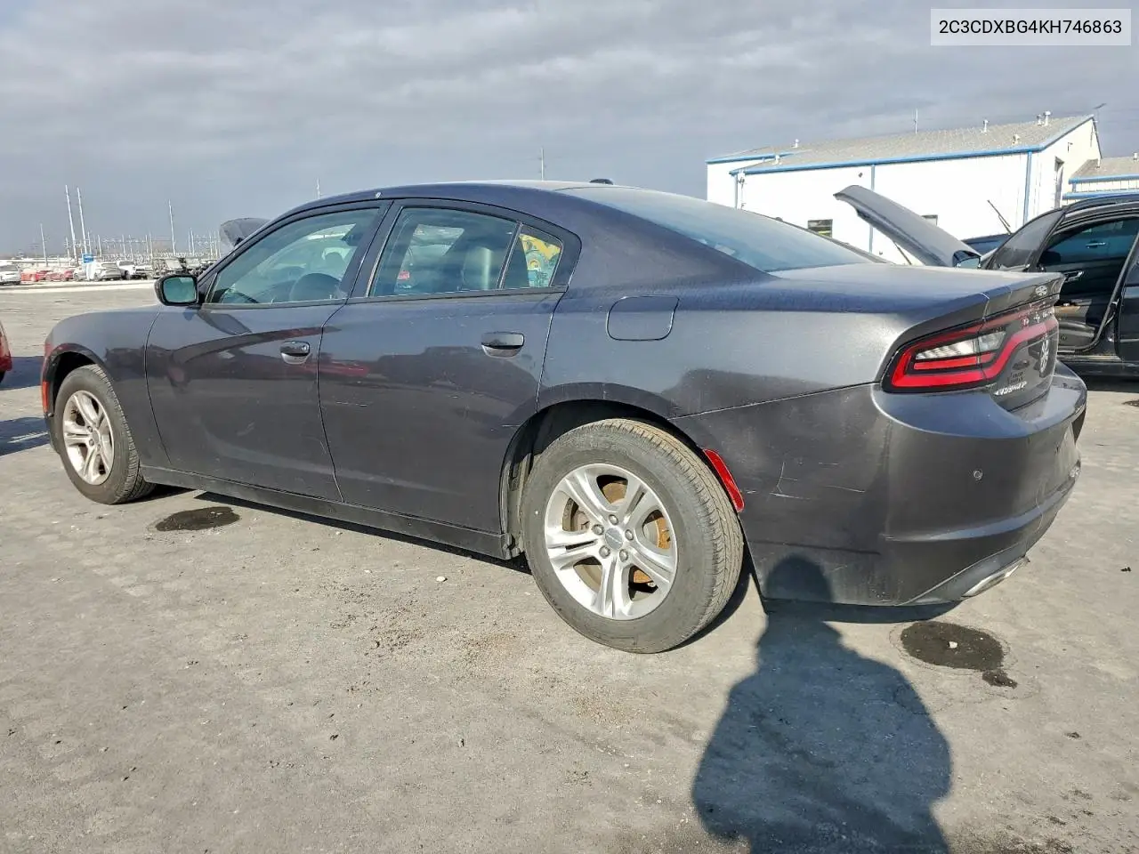 2C3CDXBG4KH746863 2019 Dodge Charger Sxt