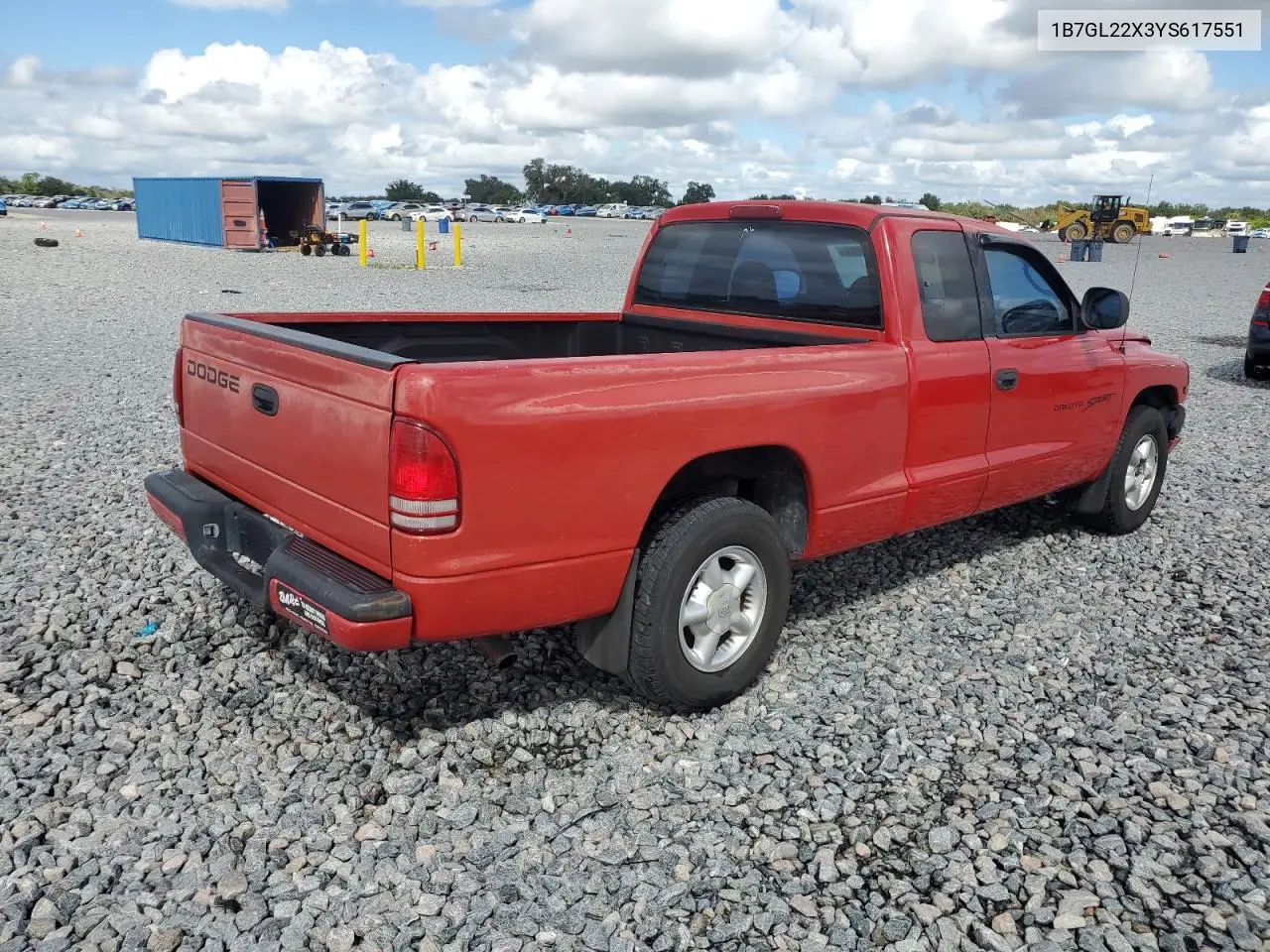 1B7GL22X3YS617551 2000 Dodge Dakota