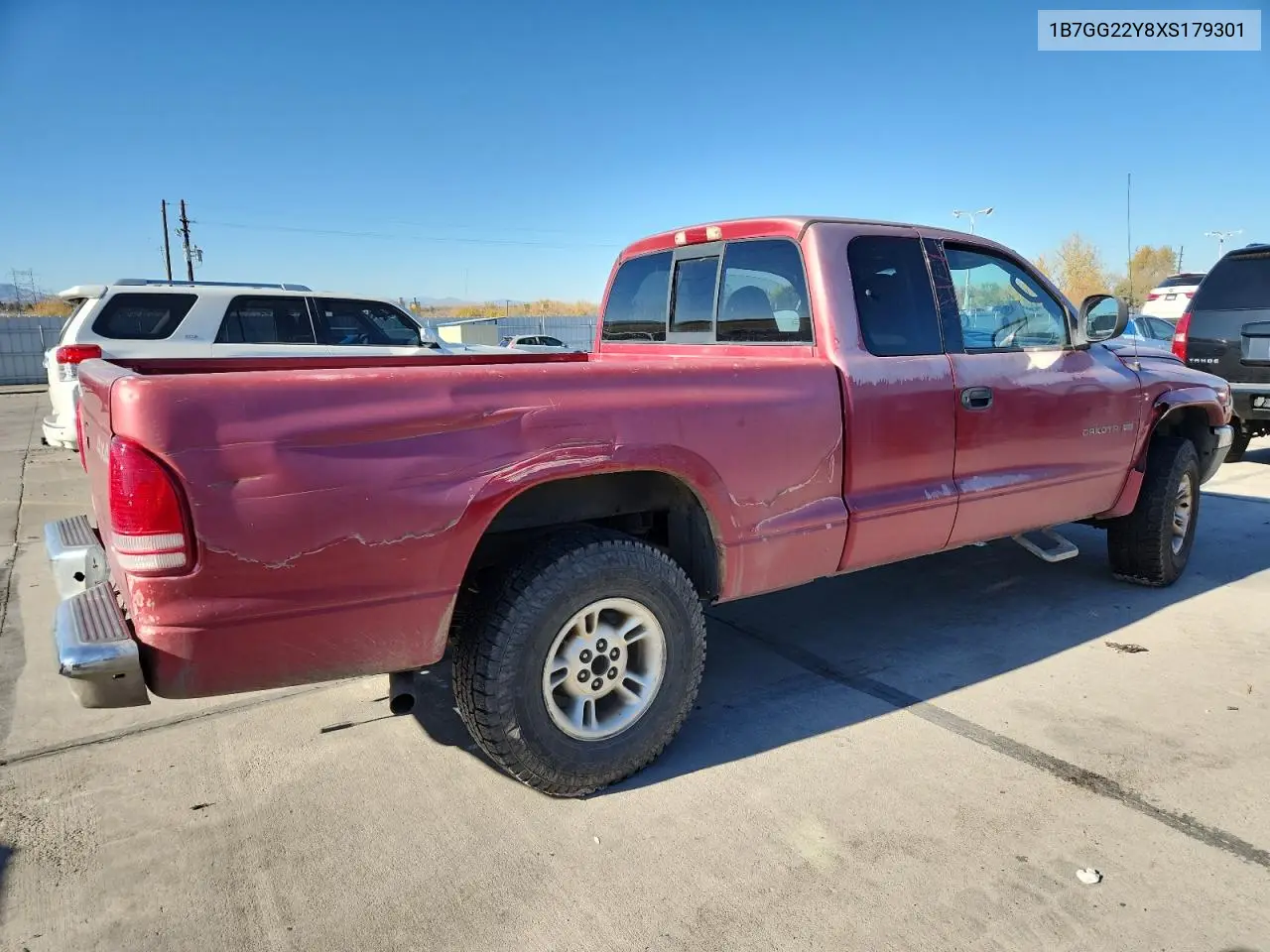 1B7GG22Y8XS179301 2002 Dodge Dakota