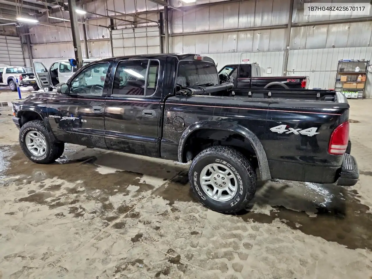 1B7HG48Z42S670117 2002 Dodge Dakota Quad Slt